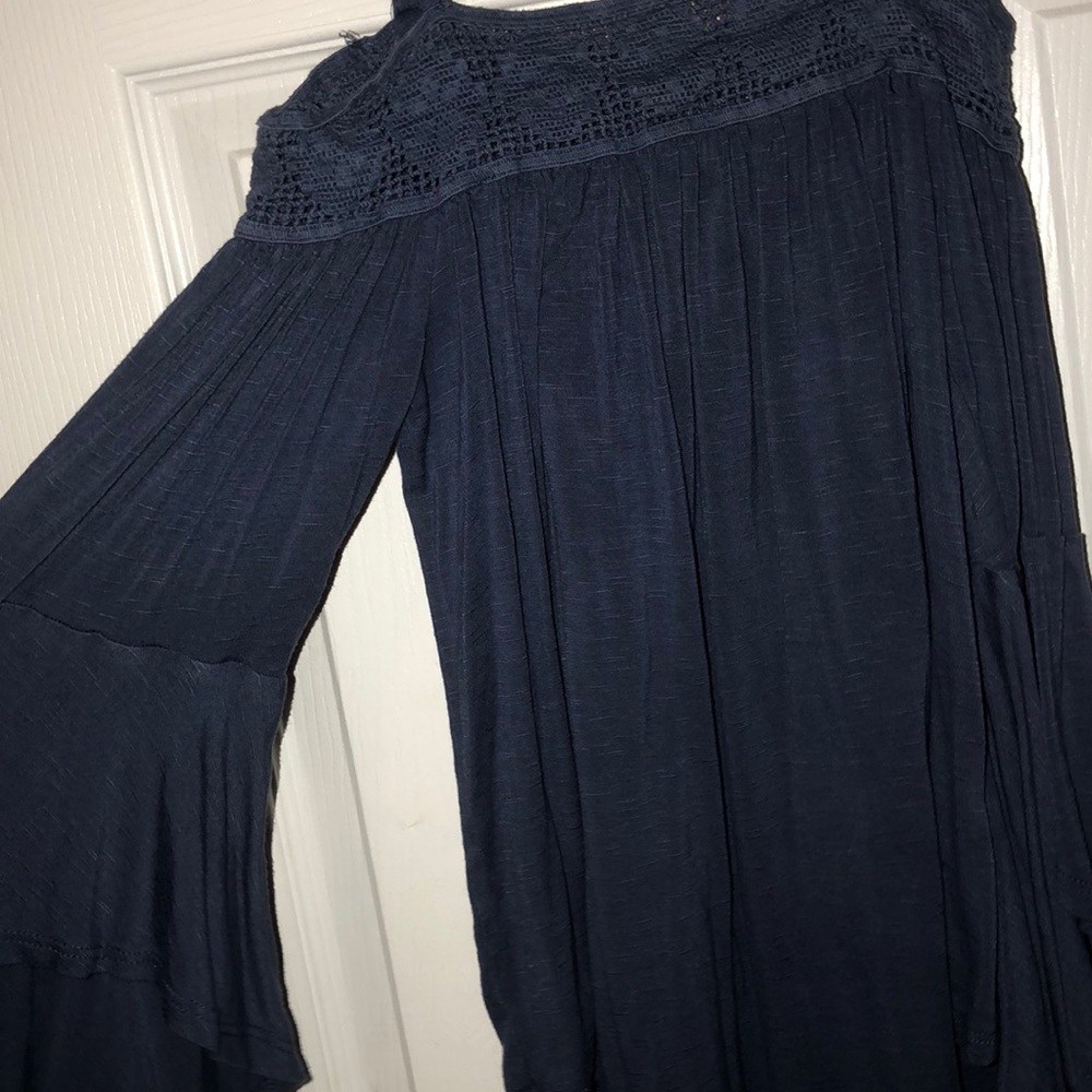 flowy sleeve off the shoulder top